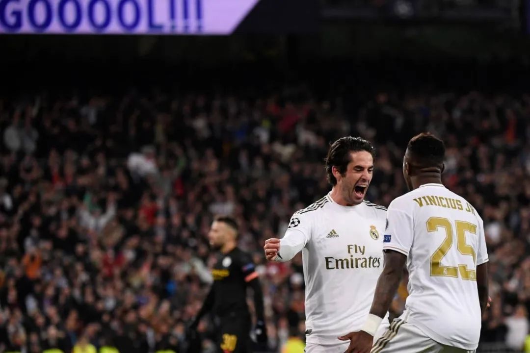 荷兰逆转德国，卡瓦哈尔扛起全队