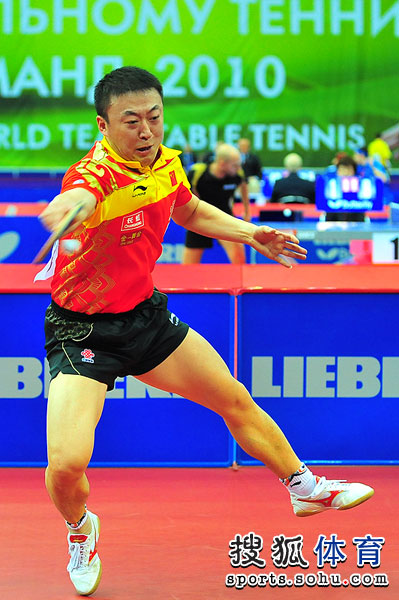 日本队险胜波兰队,王皓刷新纪录 日本队险胜波兰队,王皓刷新纪录