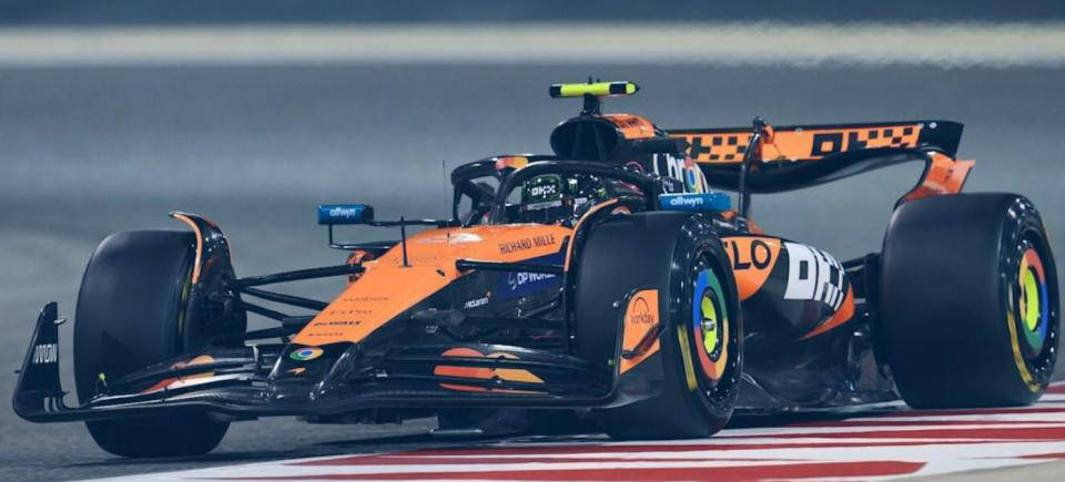 开云APP-迈凯伦碾压雷诺车队，塞恩斯刷新纪录